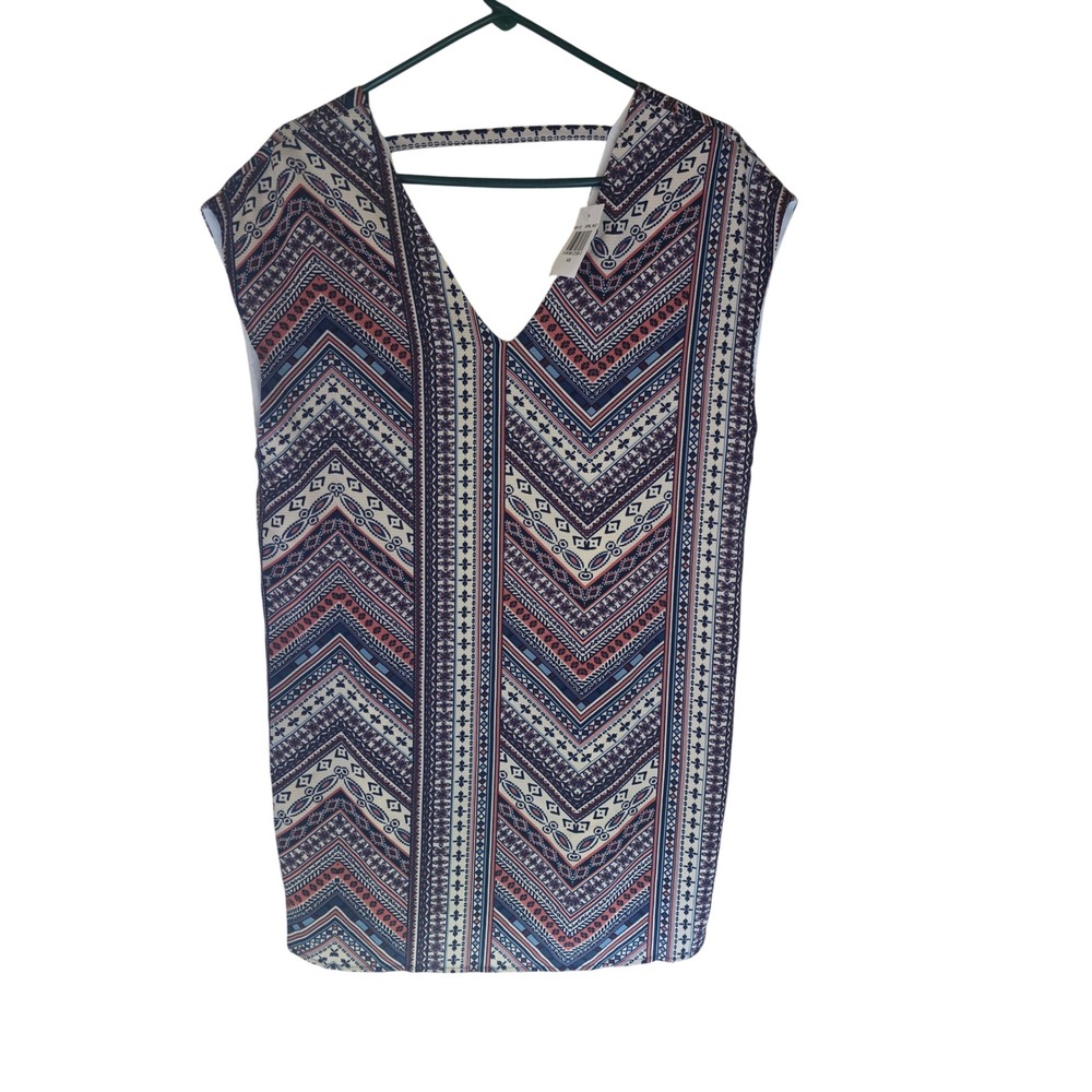 The Vanity Room Ikat Chevron V-Neck Sleeveless Tunic Top Blue Coral XS Boho‎
